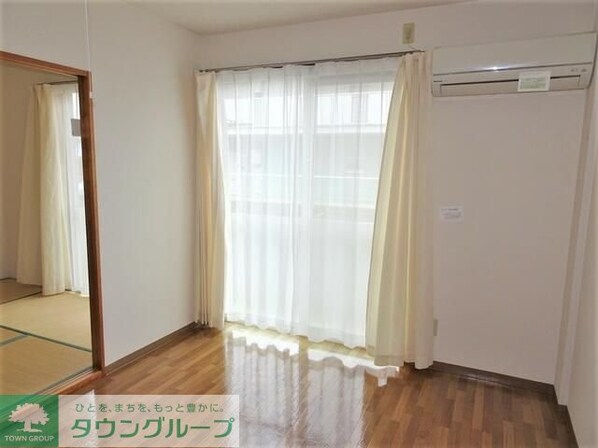 フォブールグリーングラス エー203号室の物件内観写真